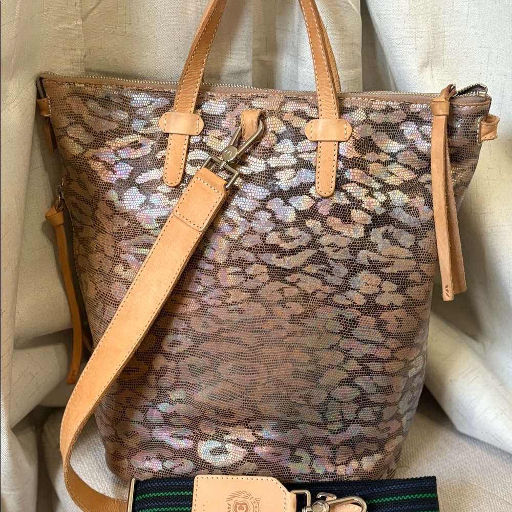 Consuela Iris Sling Bag Iridescent Leopard Print Tote in Tan EUC - Picture 4 of 7